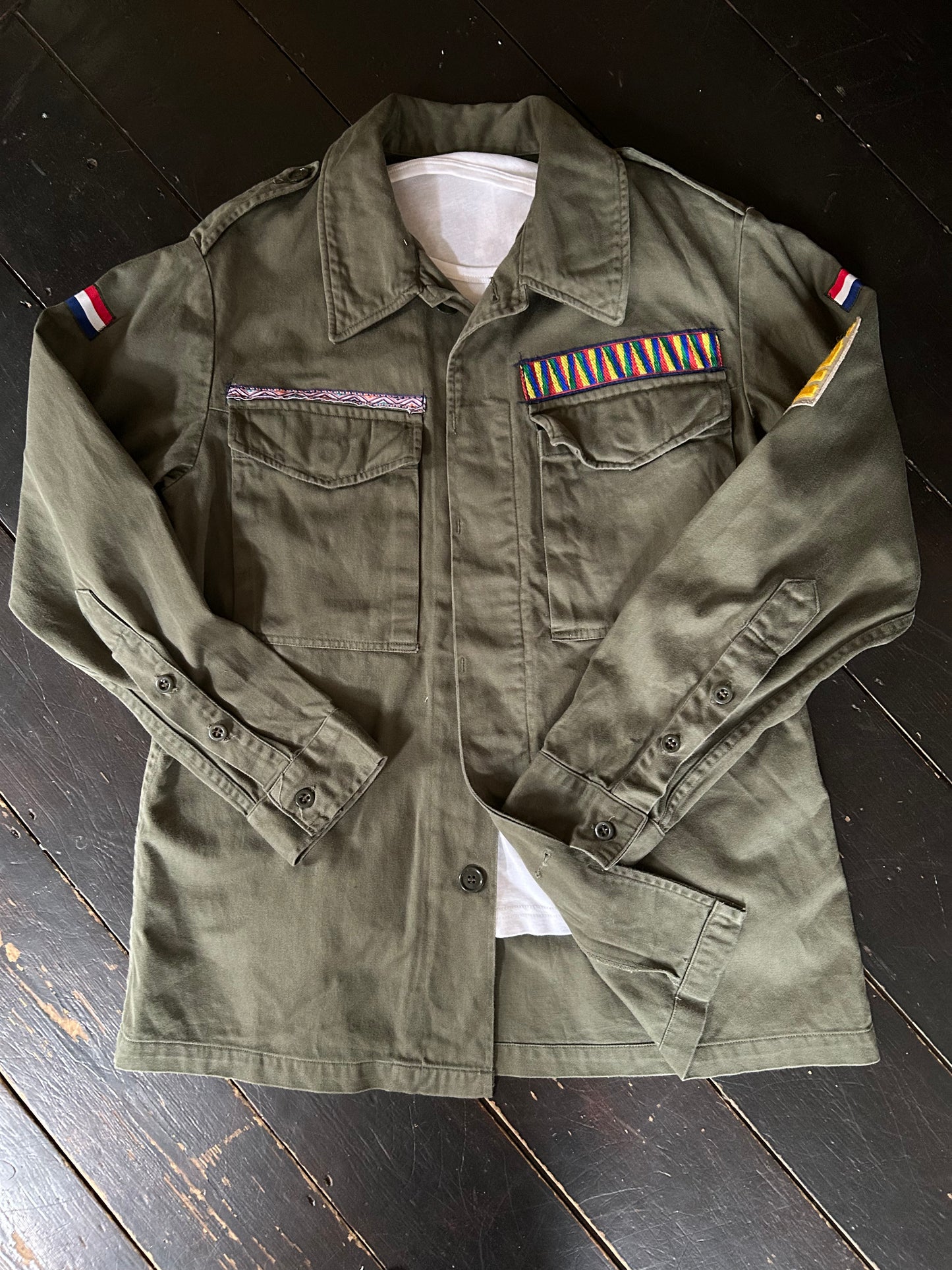 REWORKED YELLOW PATCH MILITARY ARMY JACKET M/L