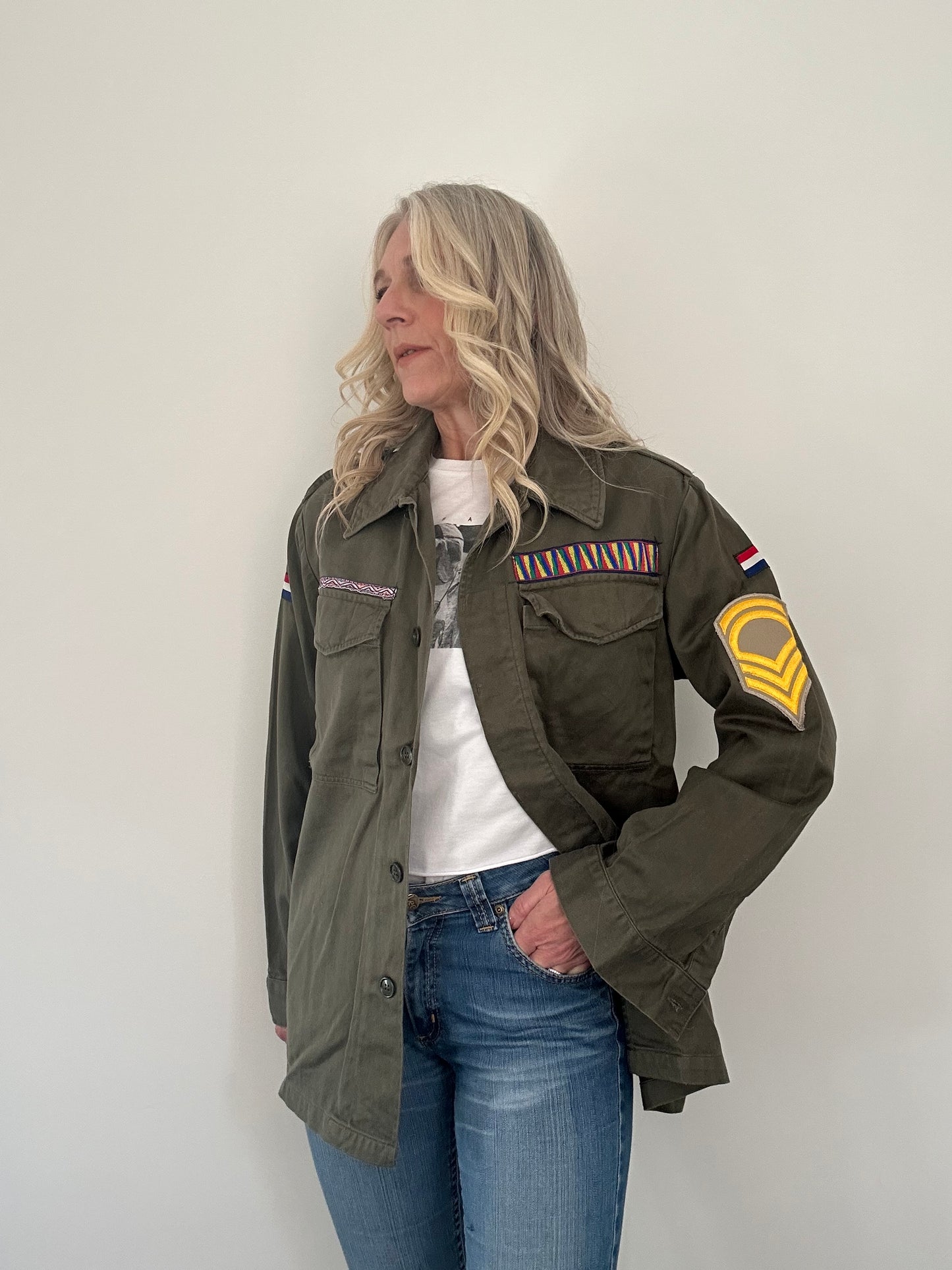 REWORKED YELLOW PATCH MILITARY ARMY JACKET M/L