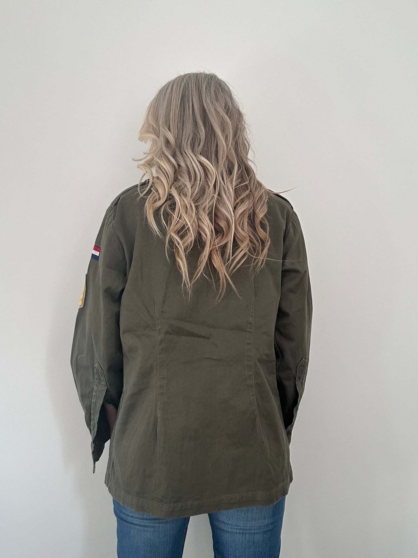 REWORKED YELLOW PATCH MILITARY ARMY JACKET M/L