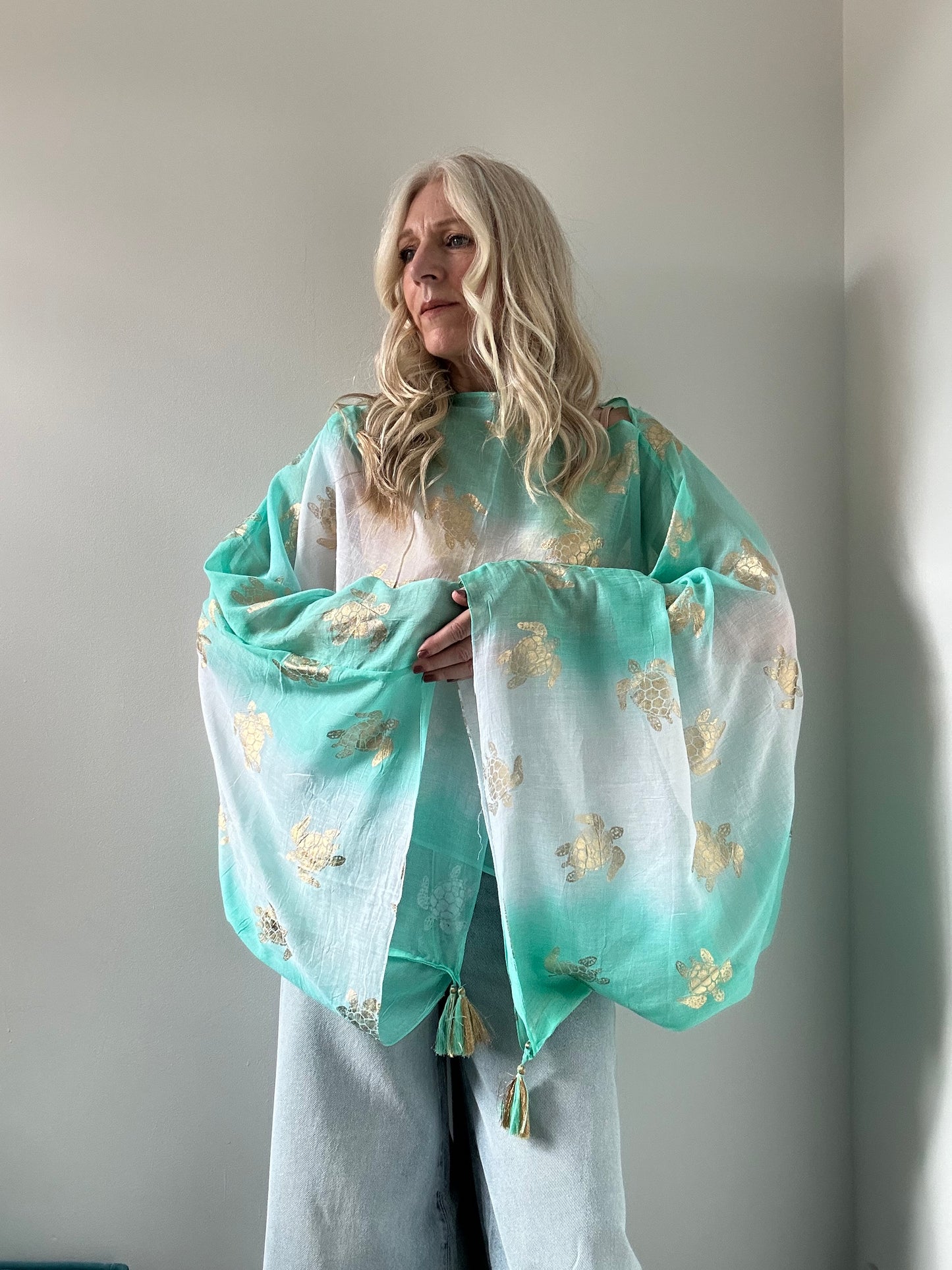 TURQUOISE GOLD TURTLE TASSEL TOP