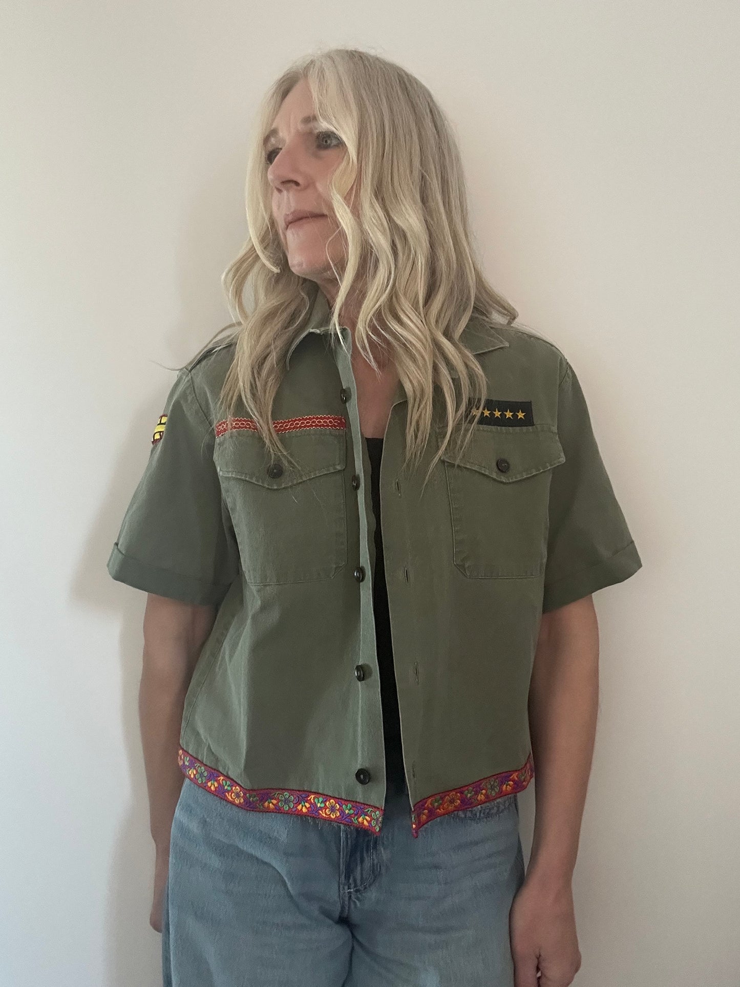 Chain of Flowers Star Army Shirt M