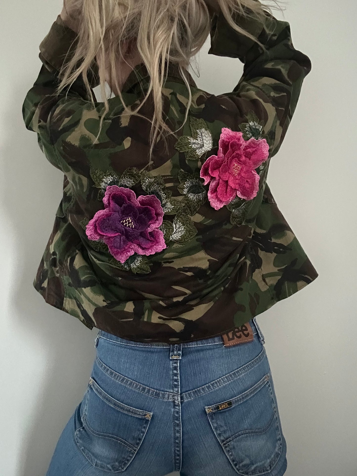 PINK FLOWERS GREEN CAMO JACKET M/L