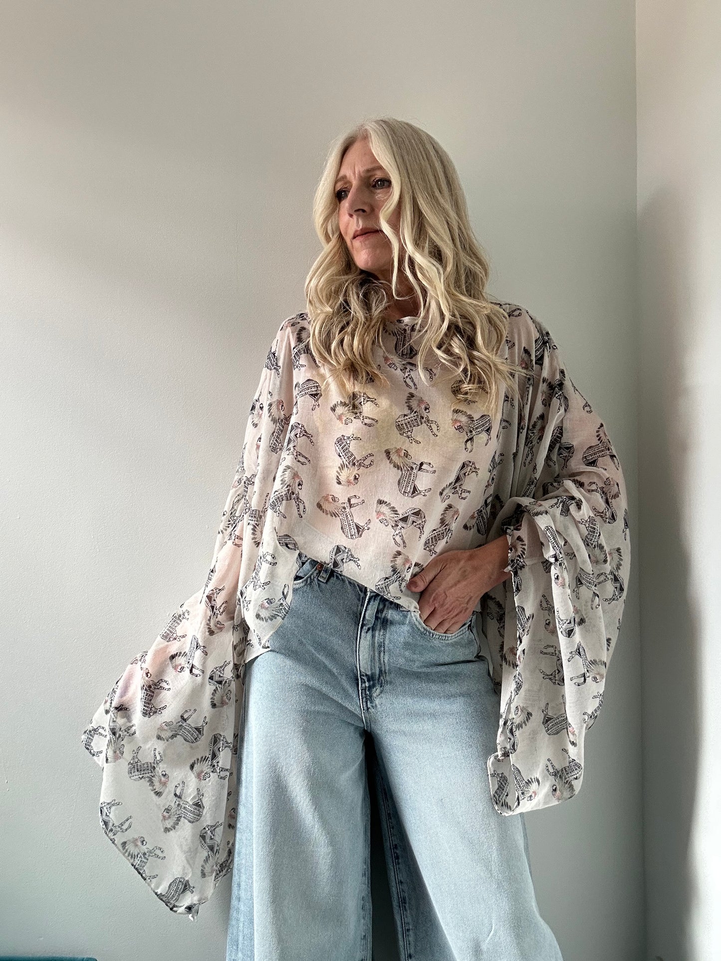 ZEBRA SCARF TOP