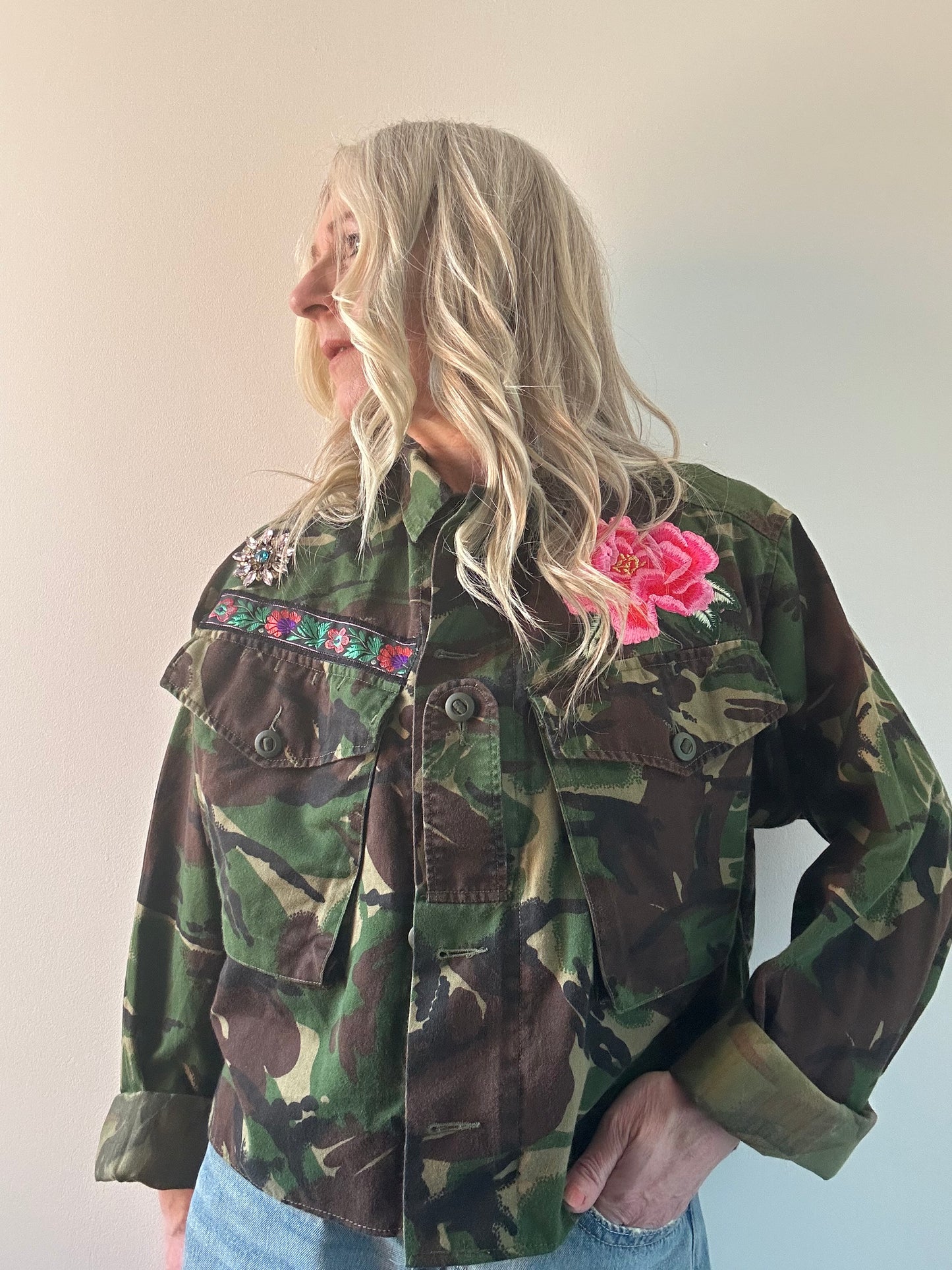 PINK FLOWERS GREEN CAMO JACKET M/L