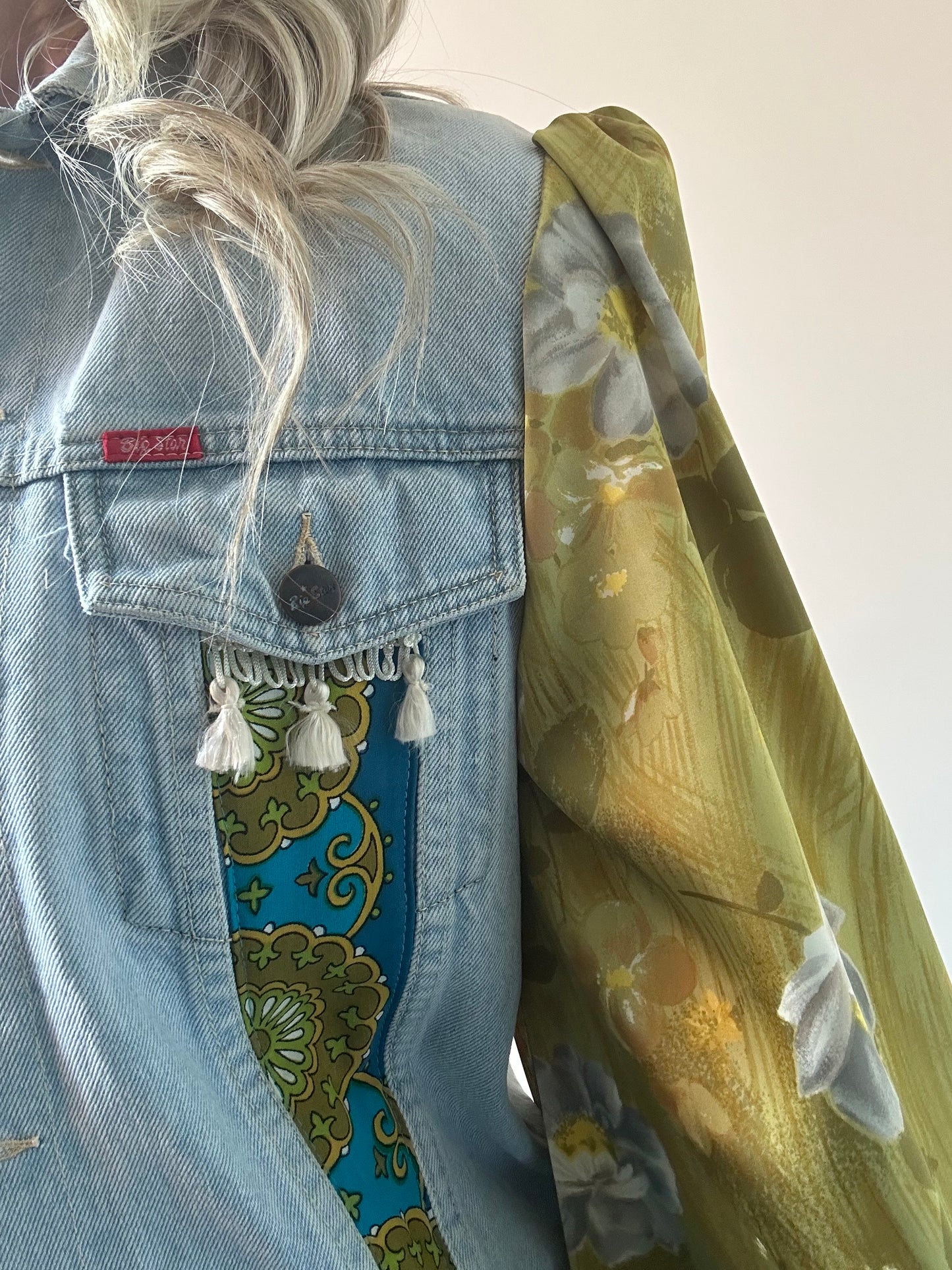 REWORKED GREEN FLORAL DENIM JACKET M/L