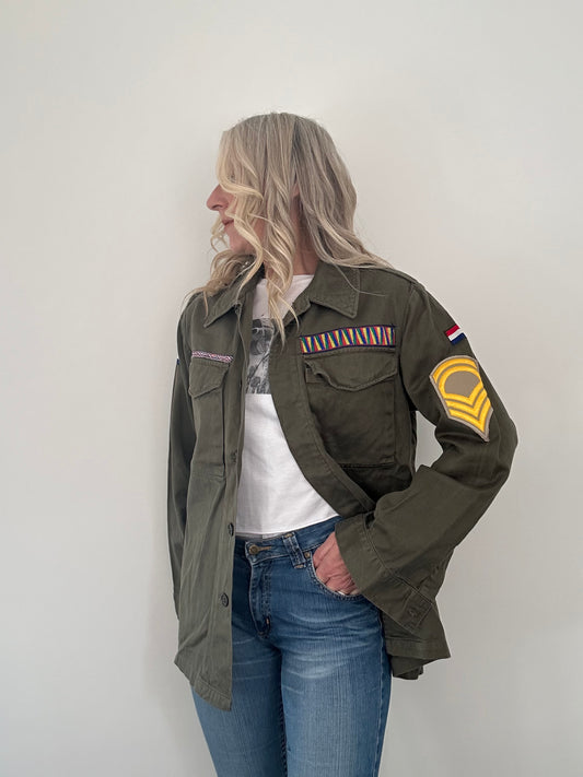 REWORKED YELLOW PATCH MILITARY ARMY JACKET M/L