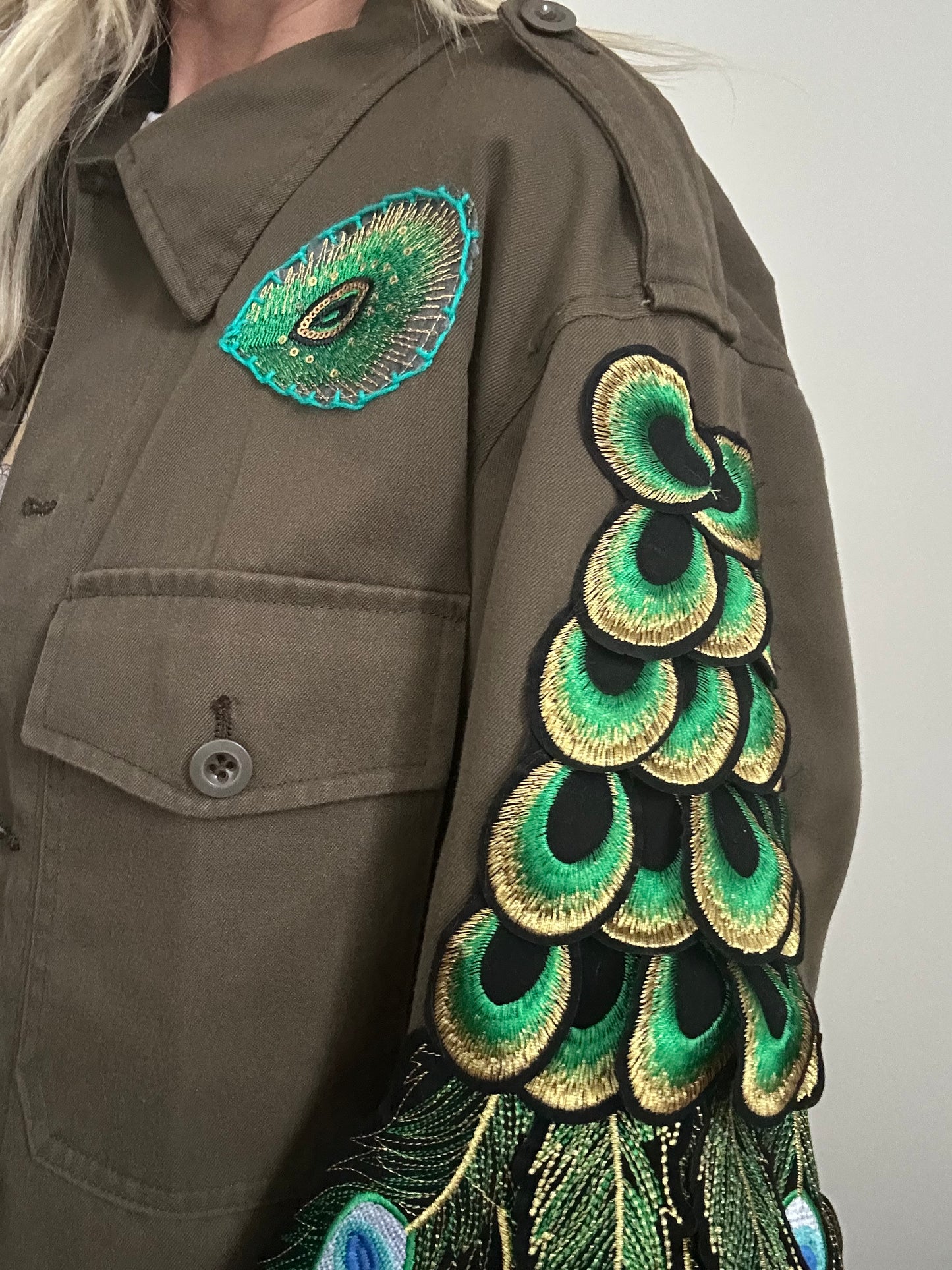 ORANGE FLOWER PEACOCK UTILITY JACKET M/L