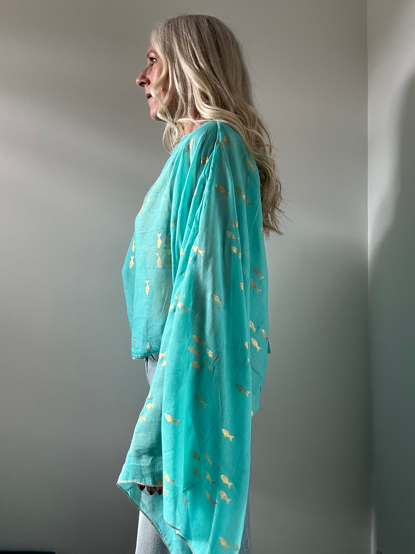 TURQUOISE GOLD FISH TASSEL TOP