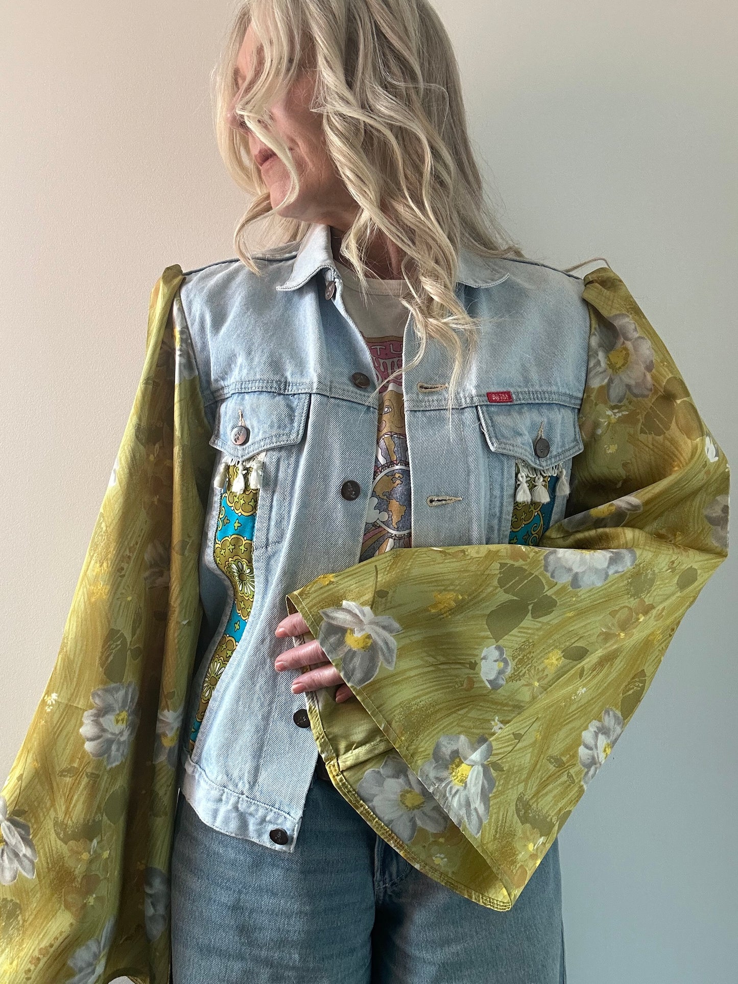 REWORKED GREEN FLORAL DENIM JACKET M/L