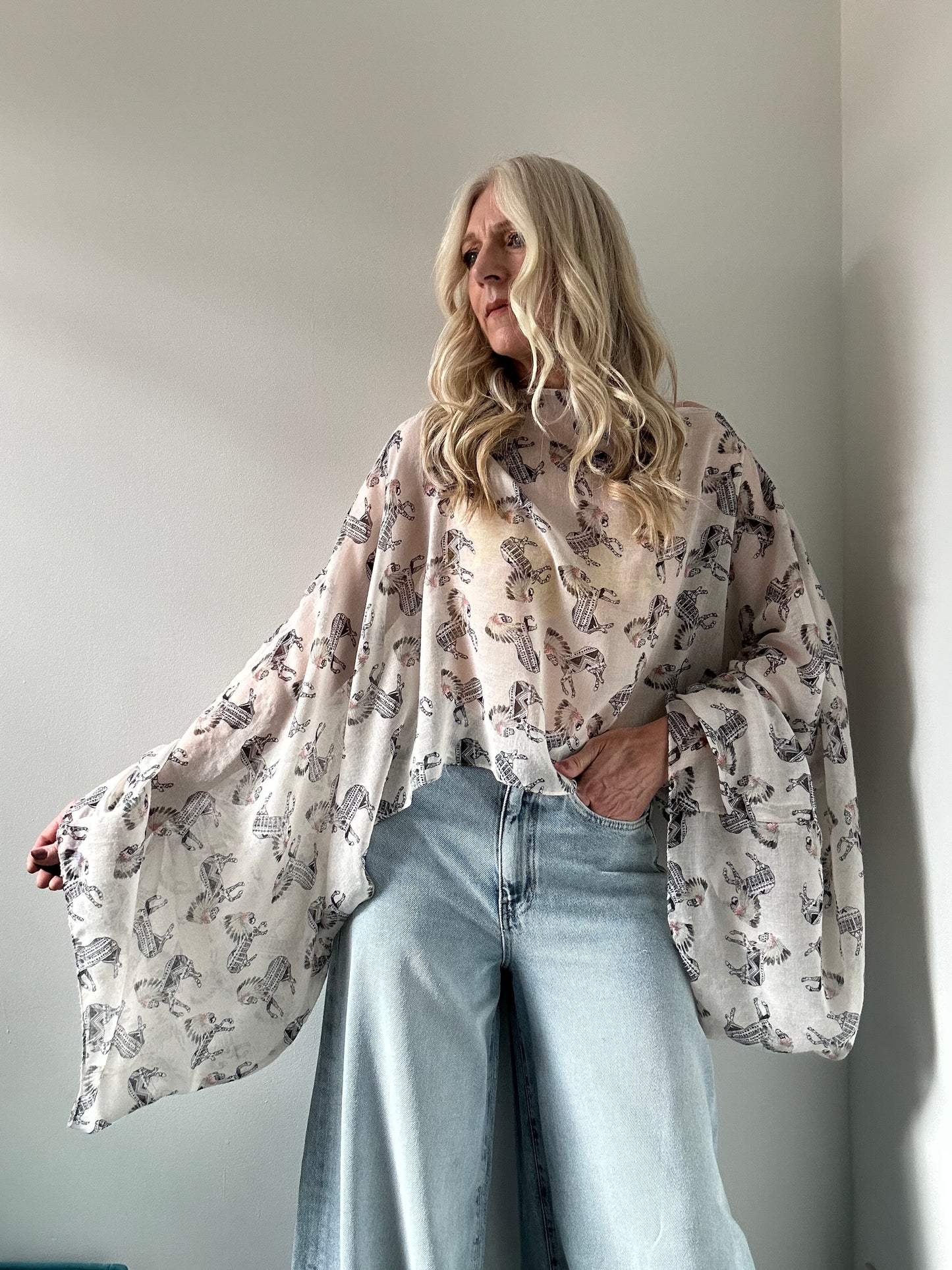 ZEBRA SCARF TOP