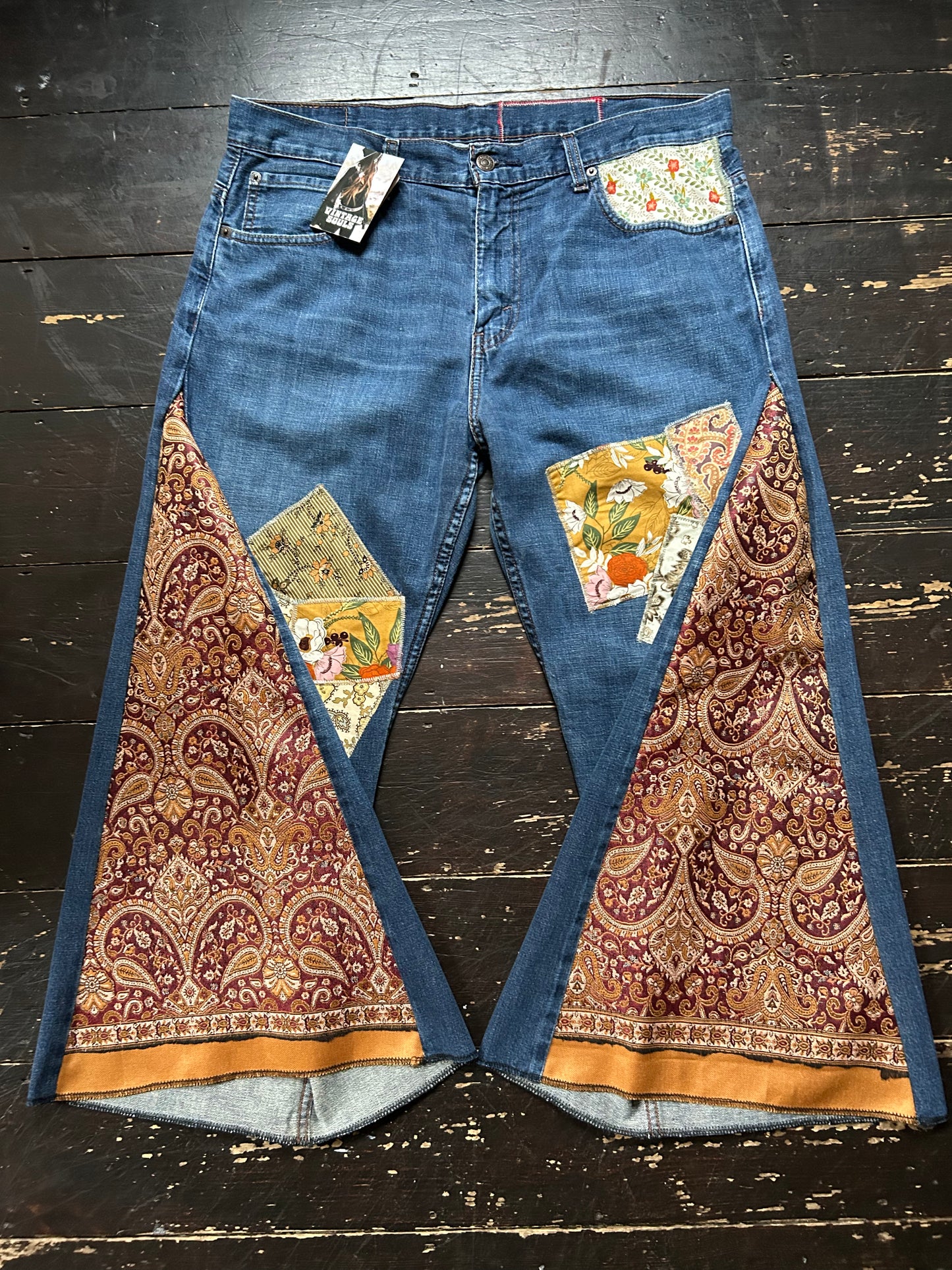 PAISLEY GOLD VINTAGE REWORKED LEVI'S 501's JEANS SHORT LENGTH