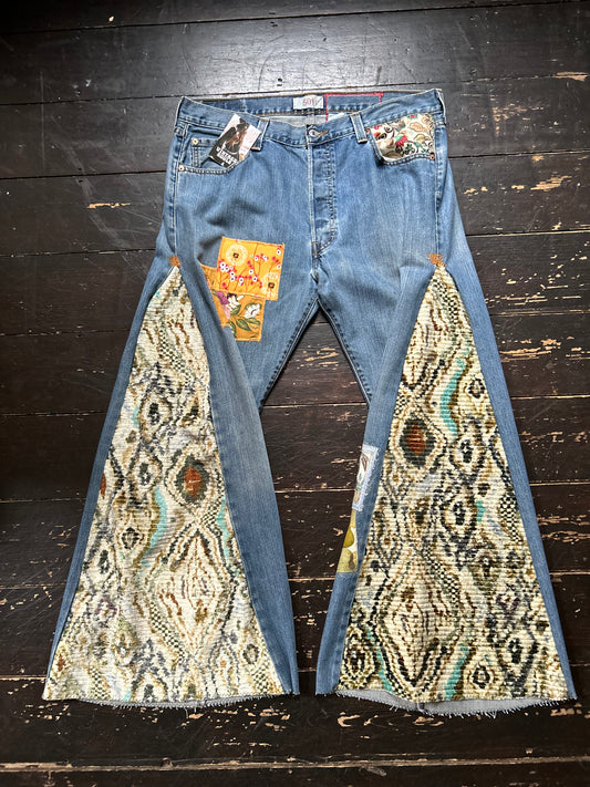 VELVET VINTAGE REWORKED LEVI'S 501's JEANS