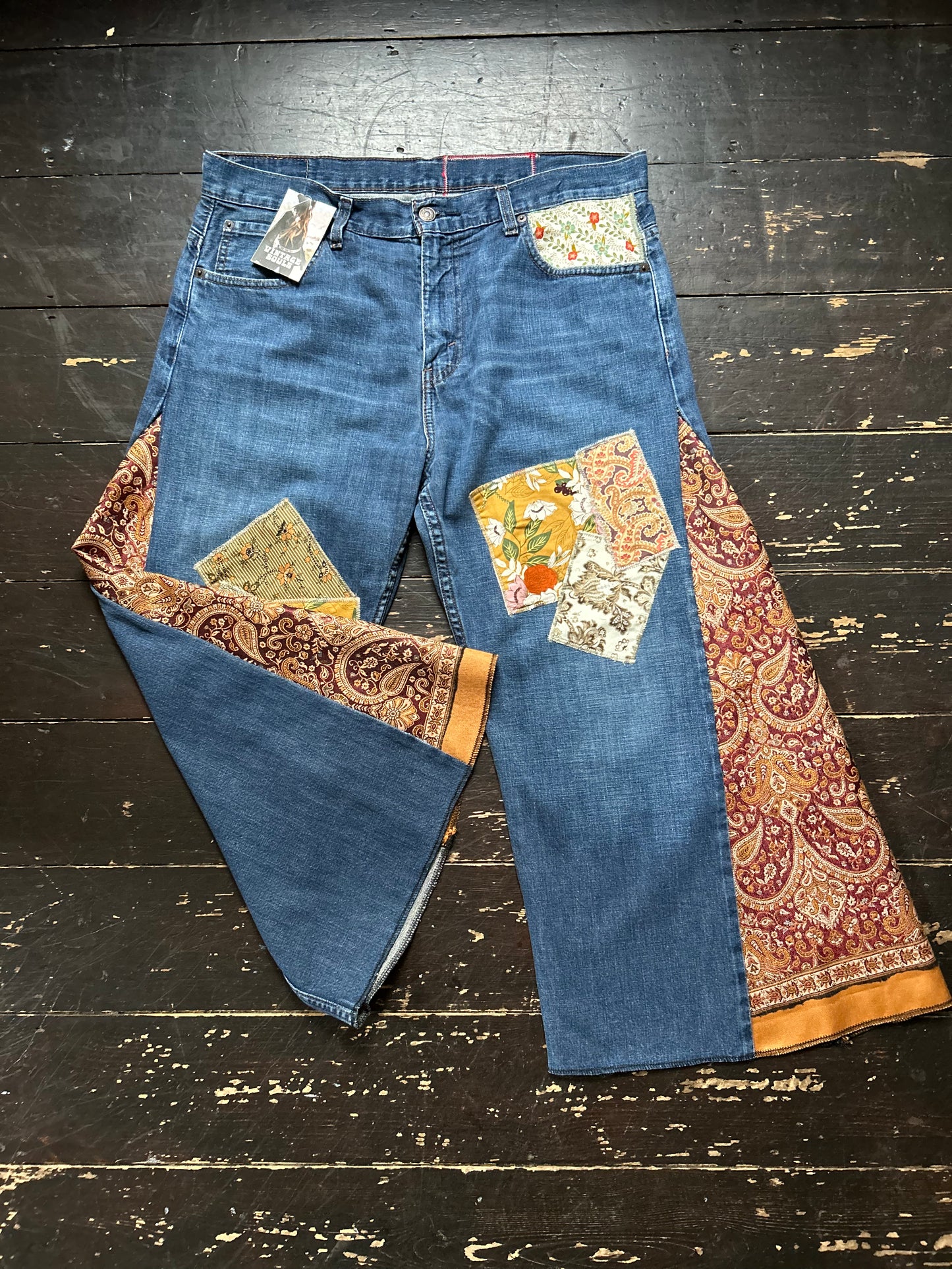 PAISLEY GOLD VINTAGE REWORKED LEVI'S 501's JEANS SHORT LENGTH