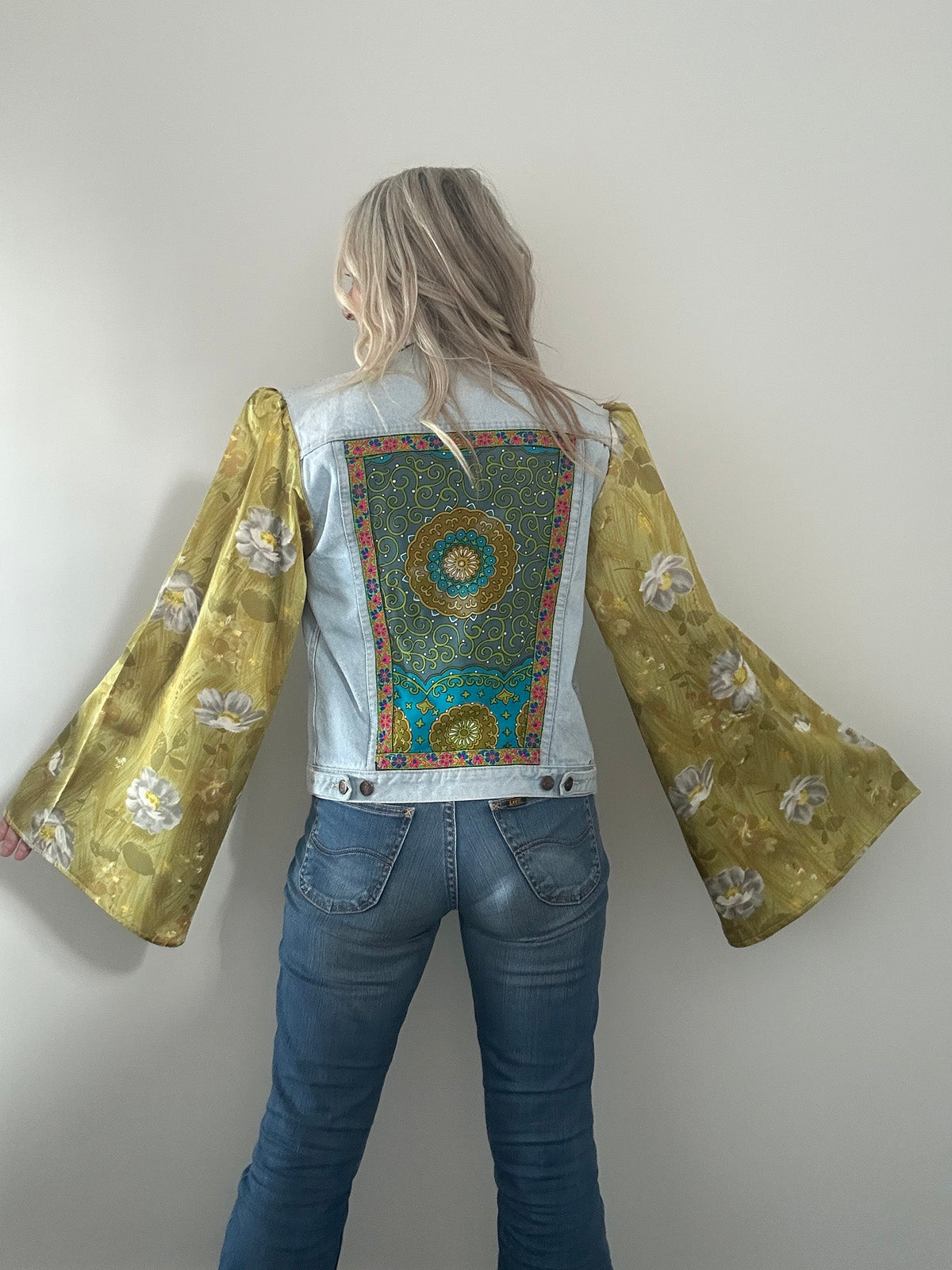 REWORKED GREEN FLORAL DENIM JACKET M/L